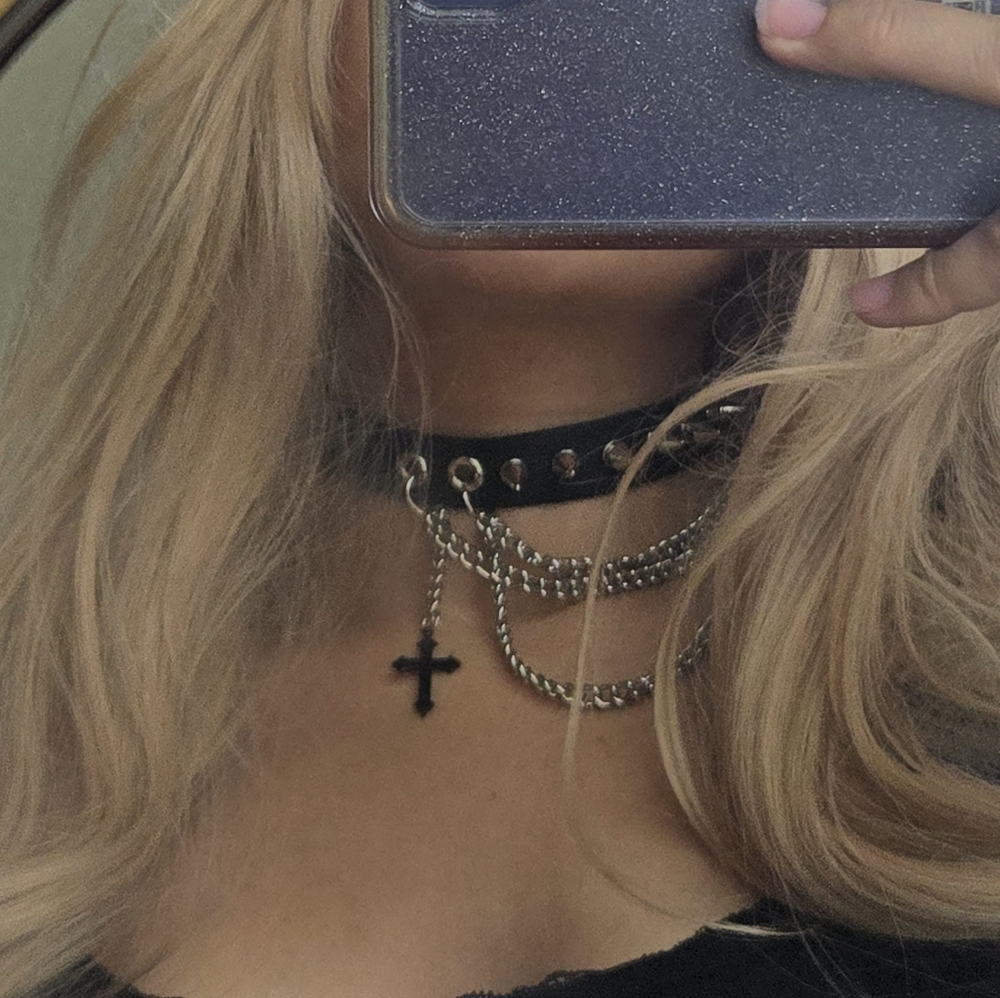 Hot Topic Black Choker Necklace with Cross Pendant